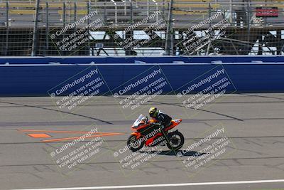 media/Aug-27-2022-Fastrack Riders (Sat) [[c588535105]]/Level 2/Session 1 Start Finish/